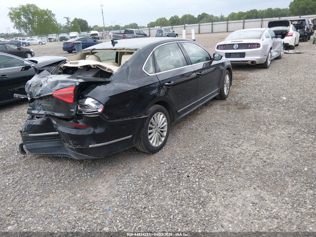 2016 Volkswagen Passat 1.8t Se მანქანა იყიდება აუქციონზე, vin: 1VWBT7A31GC067732, აუქციონის ნომერი: 44934251