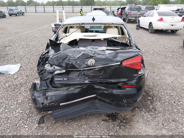 2016 Volkswagen Passat 1.8t Se მანქანა იყიდება აუქციონზე, vin: 1VWBT7A31GC067732, აუქციონის ნომერი: 44934251