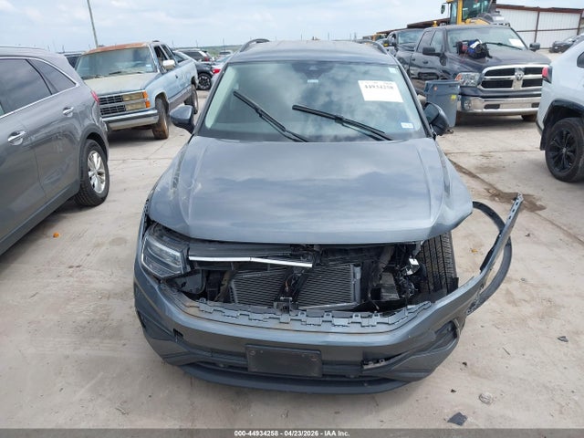 44934258 :رقم المزاد ، 3VVRB7AX7PM044642 vin ، 2023 Volkswagen Tiguan 2.0t S مزاد بيع