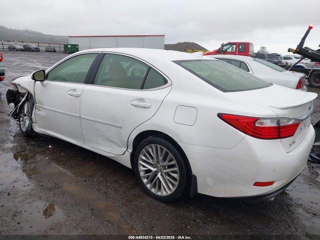 44934270 :رقم المزاد ، JTHBK1GG3F2199343 vin ، 2015 Lexus Es 350 مزاد بيع