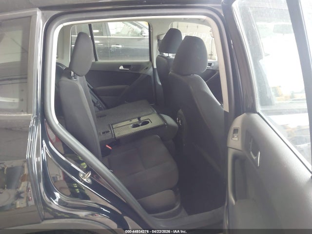 2017 Volkswagen Tiguan 2.0t/2.0t S მანქანა იყიდება აუქციონზე, vin: WVGBV7AX4HK044464, აუქციონის ნომერი: 44934276
