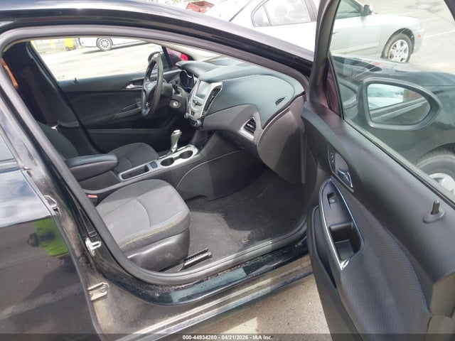 Chevrolet Cruze Ls Auto 2017 1G1BC5SM7H7162166 Image 5