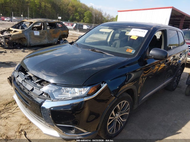 Продаж на аукціоні авто 2018 Mitsubishi Outlander Es, vin: JA4AZ3A31JJ005265, номер лоту: 44934314