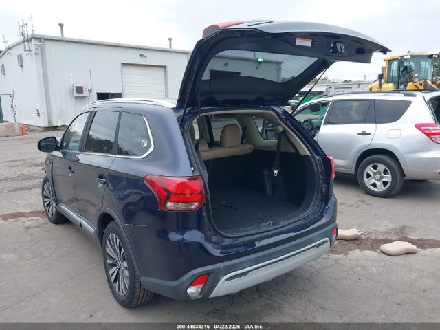 2019 Mitsubishi Outlander Gt მანქანა იყიდება აუქციონზე, vin: JA4JZ4AX8KZ009373, აუქციონის ნომერი: 44934316