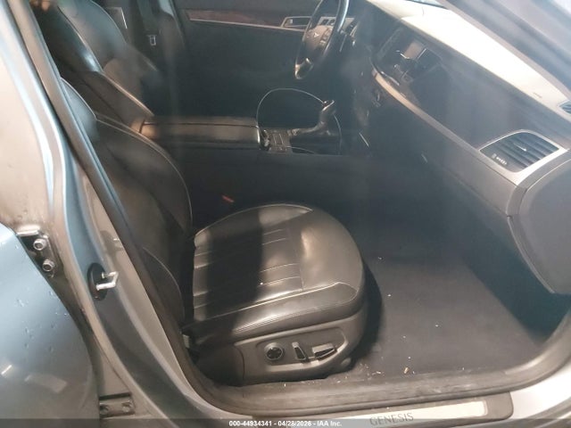 Продажа на аукционе авто 2015 Hyundai Genesis 3.8, vin: KMHGN4JE4FU071409, номер лота: 44934341