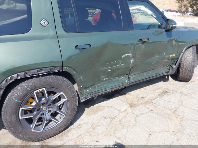 44934350 :رقم المزاد ، 7PDSGABA1PN020926 vin ، 2023 Rivian R1s Adventure مزاد بيع