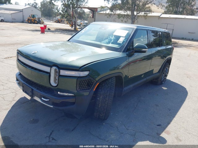 Rivian R1s Adventure 2023 7PDSGABA1PN020926 Image 2