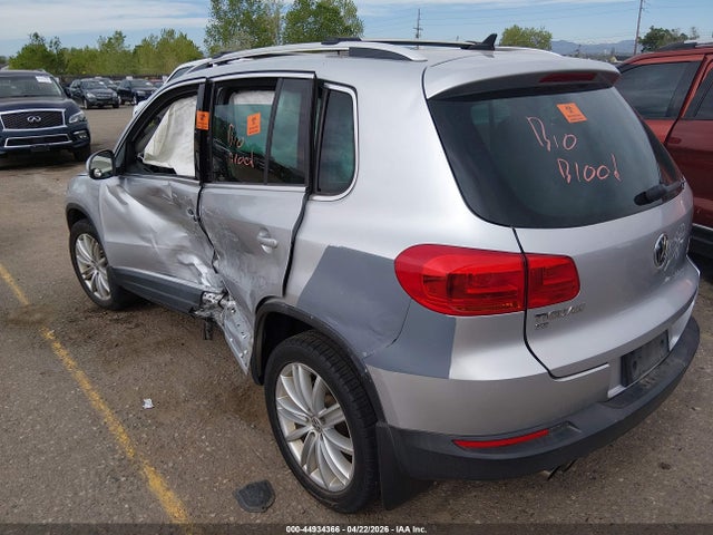 44934366 :رقم المزاد ، WVGBV7AX6GW586625 vin ، 2016 Volkswagen Tiguan Se مزاد بيع