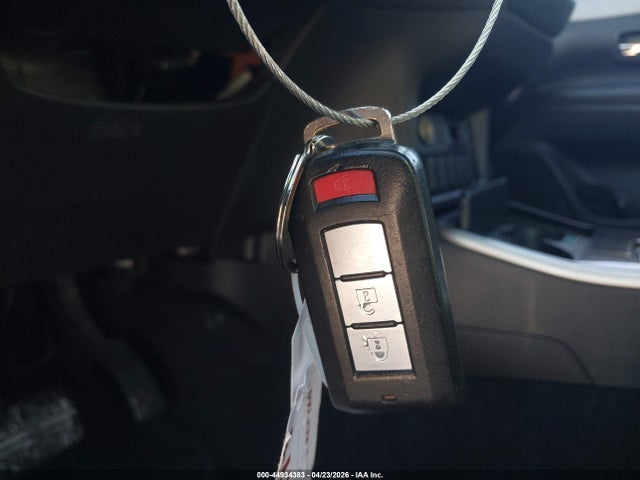 Продажа на аукционе авто 2018 Mitsubishi Outlander Se, vin: JA4AD3A35JZ023879, номер лота: 44934383