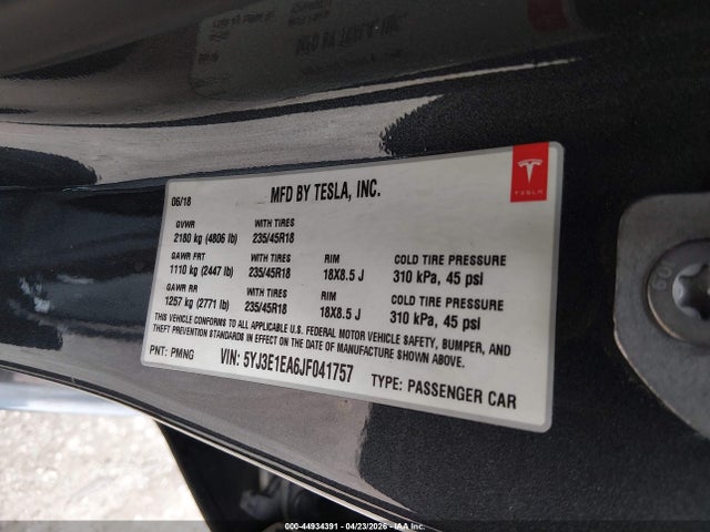 44934391 :رقم المزاد ، 5YJ3E1EA6JF041757 vin ، 2018 Tesla Model 3 Long Range/mid Range مزاد بيع
