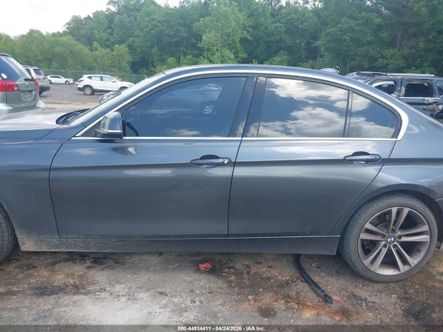 2018 Bmw 330i მანქანა იყიდება აუქციონზე, vin: WBA8B9C58JEE80768, აუქციონის ნომერი: 44934411