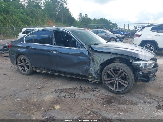 2018 Bmw 330i მანქანა იყიდება აუქციონზე, vin: WBA8B9C58JEE80768, აუქციონის ნომერი: 44934411