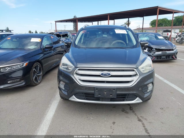 44934416 :رقم المزاد ، 1FMCU0J94KUB62803 vin ، 2019 Ford Escape Titanium مزاد بيع