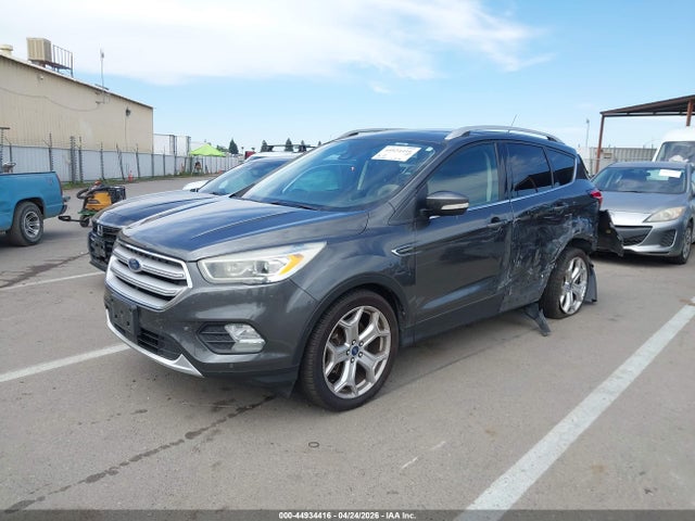 44934416 :رقم المزاد ، 1FMCU0J94KUB62803 vin ، 2019 Ford Escape Titanium مزاد بيع