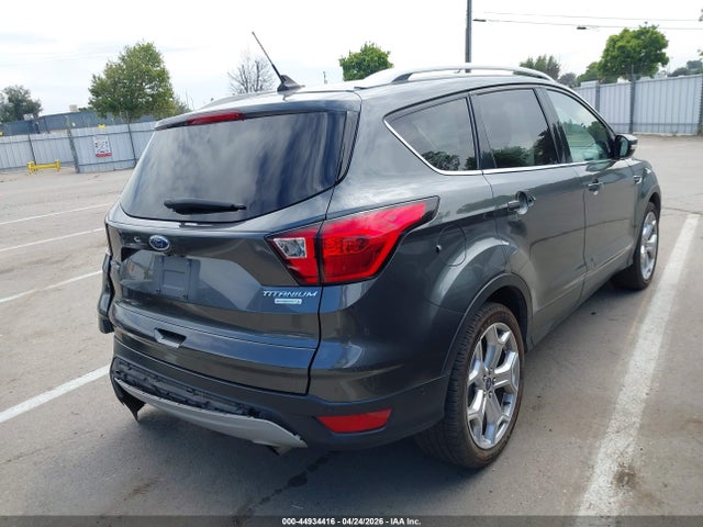 44934416 :رقم المزاد ، 1FMCU0J94KUB62803 vin ، 2019 Ford Escape Titanium مزاد بيع