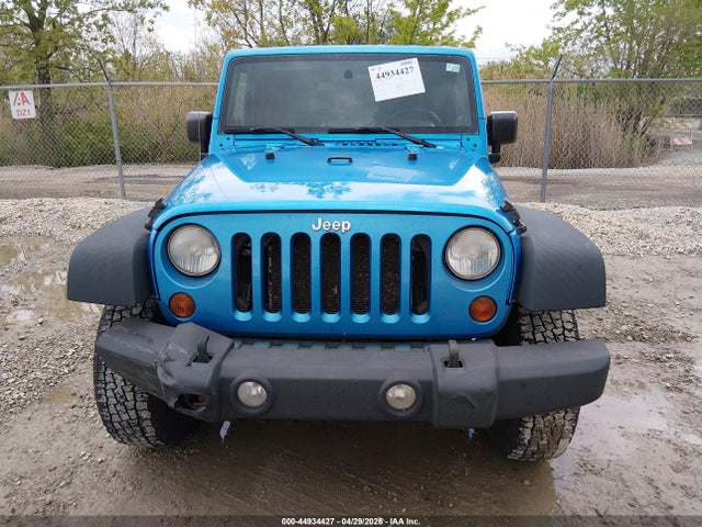 2010 Jeep Wrangler Sport მანქანა იყიდება აუქციონზე, vin: 1J4AA2D14AL113038, აუქციონის ნომერი: 44934427