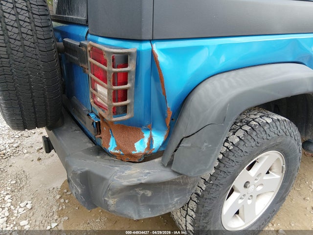 2010 Jeep Wrangler Sport მანქანა იყიდება აუქციონზე, vin: 1J4AA2D14AL113038, აუქციონის ნომერი: 44934427