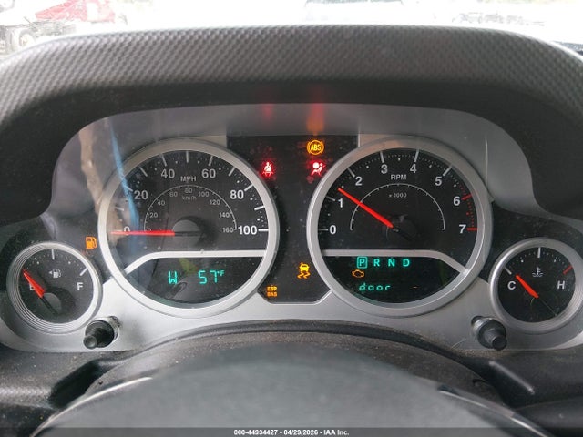 2010 Jeep Wrangler Sport მანქანა იყიდება აუქციონზე, vin: 1J4AA2D14AL113038, აუქციონის ნომერი: 44934427