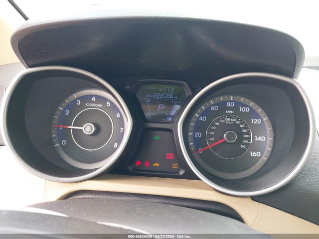 44934439 :رقم المزاد ، KMHDH4AE0DU696610 vin ، 2013 Hyundai Elantra Limited مزاد بيع