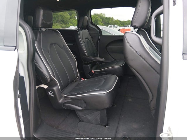 Продажа на аукционе авто 2026 Chrysler Pacifica Limited, vin: 2C4RC1GG8TR161780, номер лота: 44934448