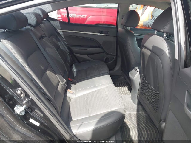 44934466 :رقم المزاد ، KMHD84LF8HU286696 vin ، 2017 Hyundai Elantra Limited مزاد بيع