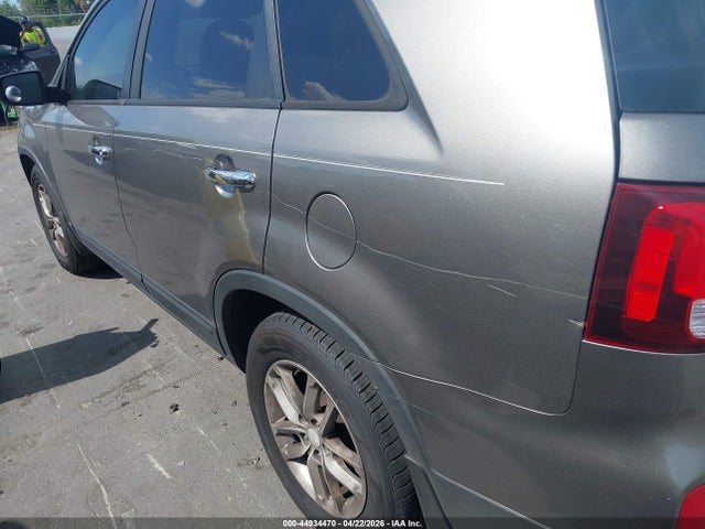 44934470 :رقم المزاد ، 5XYKT3A60EG549817 vin ، 2014 Kia Sorento Lx مزاد بيع