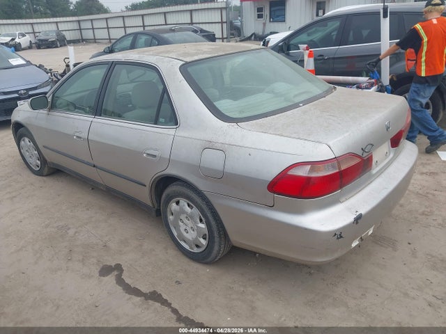 1998 Honda Accord Lx მანქანა იყიდება აუქციონზე, vin: 1HGCG5645WA215183, აუქციონის ნომერი: 44934474