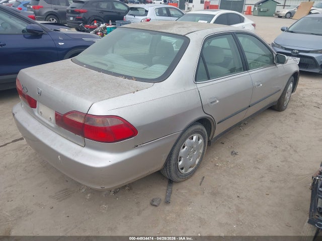 1998 Honda Accord Lx მანქანა იყიდება აუქციონზე, vin: 1HGCG5645WA215183, აუქციონის ნომერი: 44934474