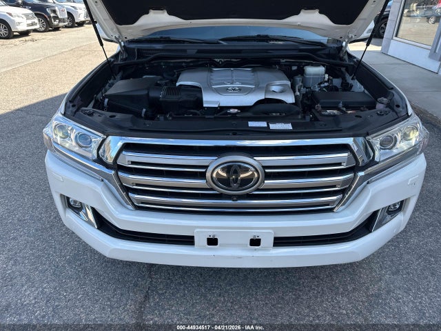 Aukcja sprzedaży 2017 Toyota Land Cruiser V8, vin: JTMCY7AJ7H4052946, numer aukcji: 44934517