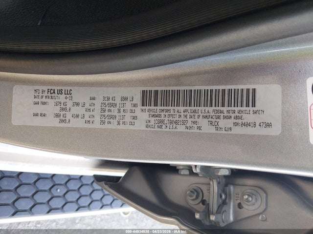44934538 :رقم المزاد ، 1C6RREJT6KN821927 vin ، 2019 Ram 1500 Laramie  4x2 5'7 Box مزاد بيع