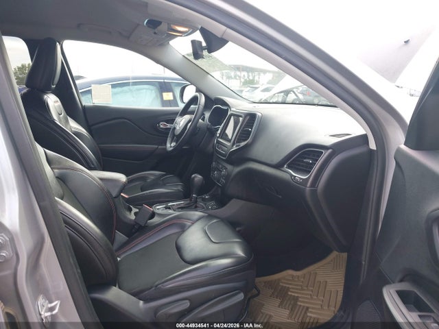 2019 Jeep Cherokee Trailhawk 4x4 მანქანა იყიდება აუქციონზე, vin: 1C4PJMBXXKD461733, აუქციონის ნომერი: 44934541