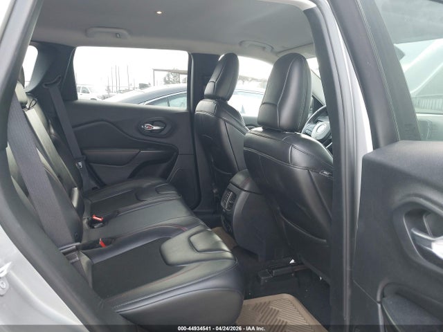 2019 Jeep Cherokee Trailhawk 4x4 მანქანა იყიდება აუქციონზე, vin: 1C4PJMBXXKD461733, აუქციონის ნომერი: 44934541