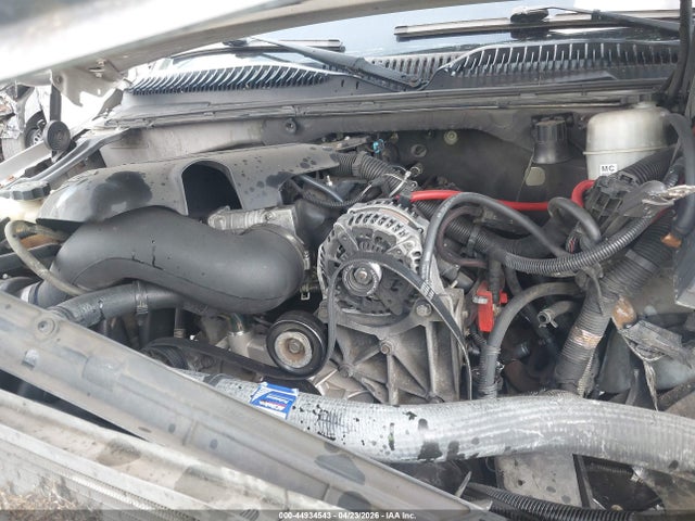 44934543 :رقم المزاد ، 1GKEC13V55R120457 vin ، 2005 Gmc Yukon Sle مزاد بيع