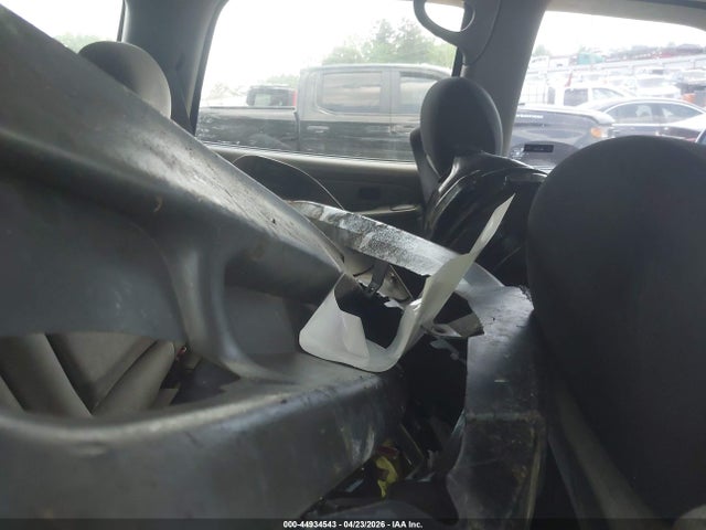 44934543 :رقم المزاد ، 1GKEC13V55R120457 vin ، 2005 Gmc Yukon Sle مزاد بيع