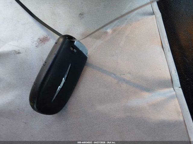 44934552 :رقم المزاد ، 2C3CCABG9MH549738 vin ، 2021 Chrysler 300 300s مزاد بيع