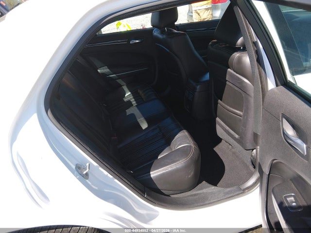 44934552 :رقم المزاد ، 2C3CCABG9MH549738 vin ، 2021 Chrysler 300 300s مزاد بيع