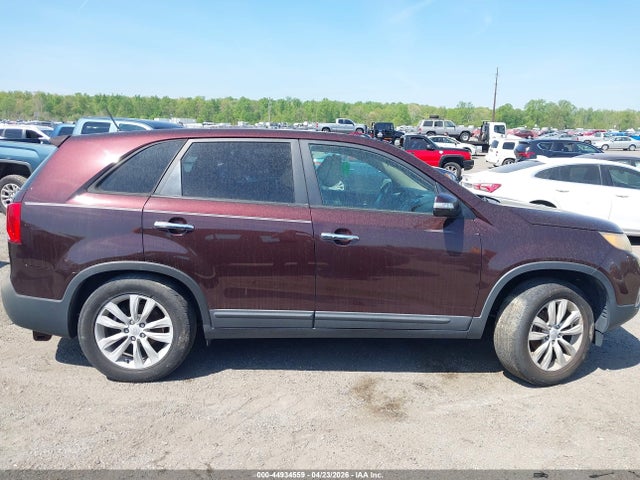2011 Kia Sorento Ex მანქანა იყიდება აუქციონზე, vin: 5XYKU3A1XBG008111, აუქციონის ნომერი: 44934559