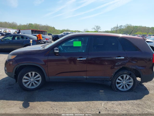 2011 Kia Sorento Ex მანქანა იყიდება აუქციონზე, vin: 5XYKU3A1XBG008111, აუქციონის ნომერი: 44934559