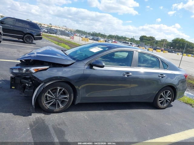 2023 Kia Forte Lxs მანქანა იყიდება აუქციონზე, vin: 3KPF24ADXPE695697, აუქციონის ნომერი: 44934593