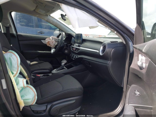 2023 Kia Forte Lxs მანქანა იყიდება აუქციონზე, vin: 3KPF24ADXPE695697, აუქციონის ნომერი: 44934593