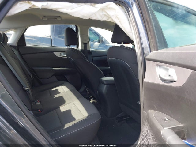 2023 Kia Forte Lxs მანქანა იყიდება აუქციონზე, vin: 3KPF24ADXPE695697, აუქციონის ნომერი: 44934593