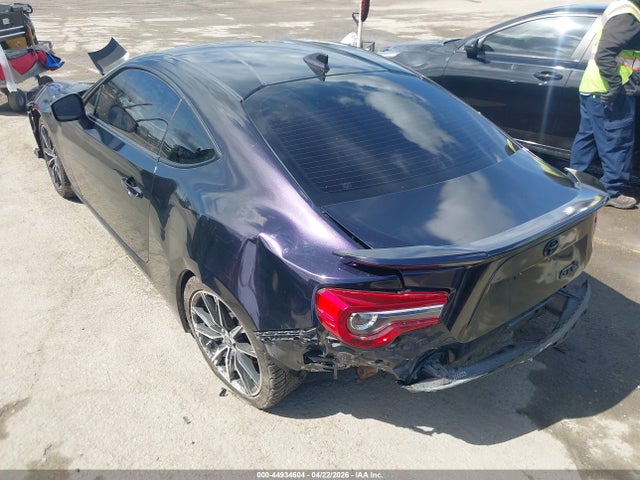 JF1ZNAA1XH8704473 Toyota 86