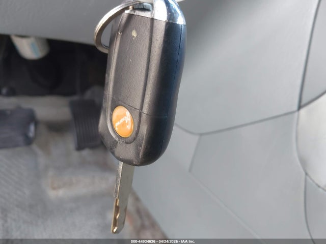 Продажа на аукционе авто 2005 Honda Pilot Ex-l, vin: 2HKYF18605H565911, номер лота: 44934626