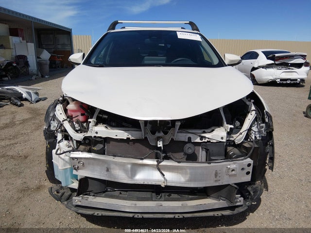 Toyota C-HR LE 2021 JTNKHMBX4M1096357 Image 13
