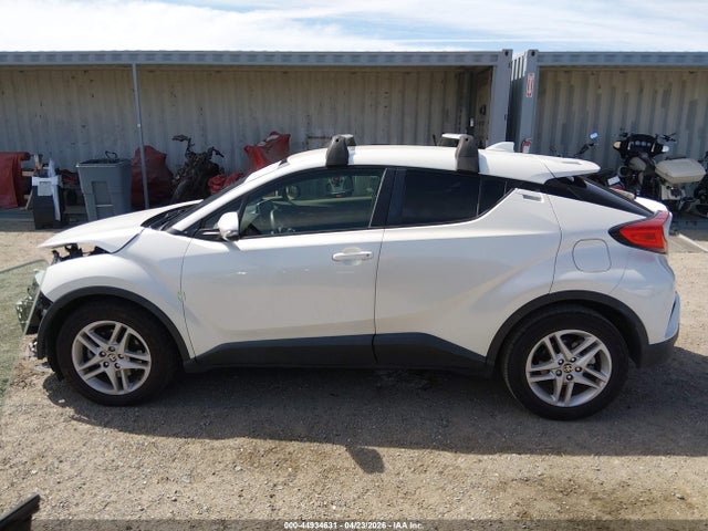 Toyota C-HR LE 2021 JTNKHMBX4M1096357 Image 15