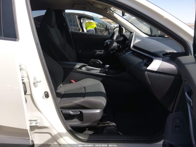 Toyota C-HR LE 2021 JTNKHMBX4M1096357 Image 5