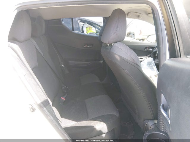 Toyota C-HR LE 2021 JTNKHMBX4M1096357 Image 8