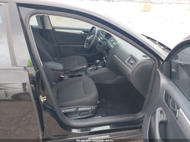 2016 Volkswagen Jetta 1.4t Se მანქანა იყიდება აუქციონზე, vin: 3VWD67AJXGM413550, აუქციონის ნომერი: 44934636