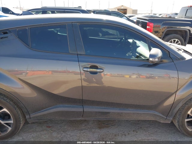 44934640 :رقم المزاد ، NMTKHMBX8KR091908 vin ، 2019 Toyota C-hr Xle مزاد بيع