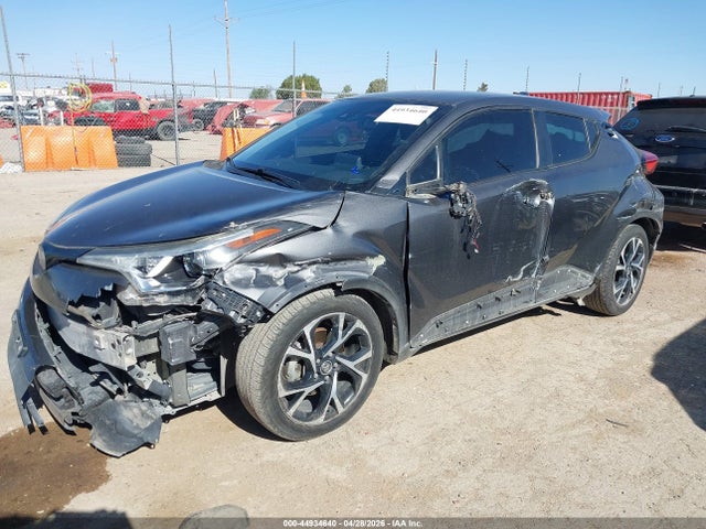 44934640 :رقم المزاد ، NMTKHMBX8KR091908 vin ، 2019 Toyota C-hr Xle مزاد بيع